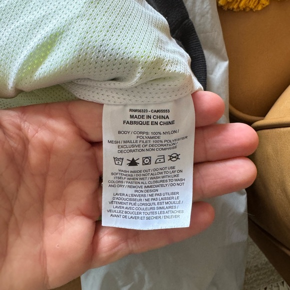 Nike Windrunner Neon Pink-Teal size small - Picture 4 of 6